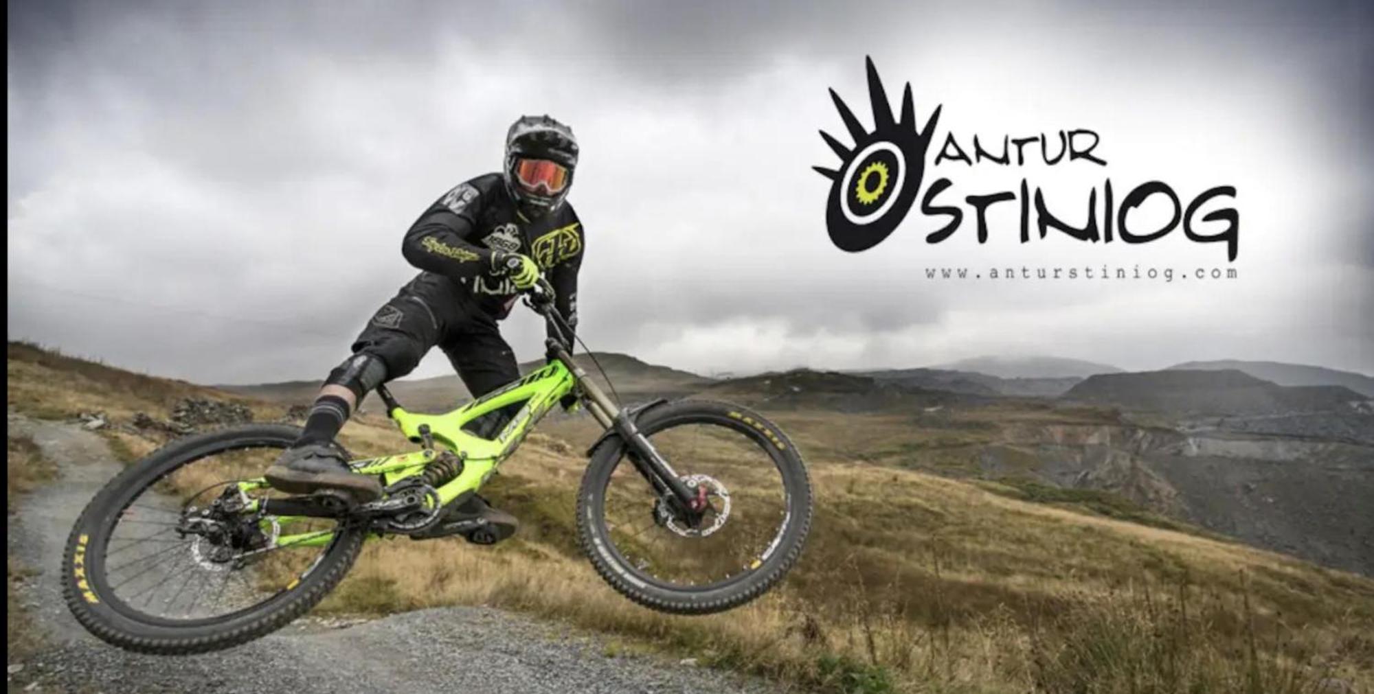 Zip Cottage Sleeps 2-3 Climb Snowdon Zip World Tanygrisiau Екстериор снимка